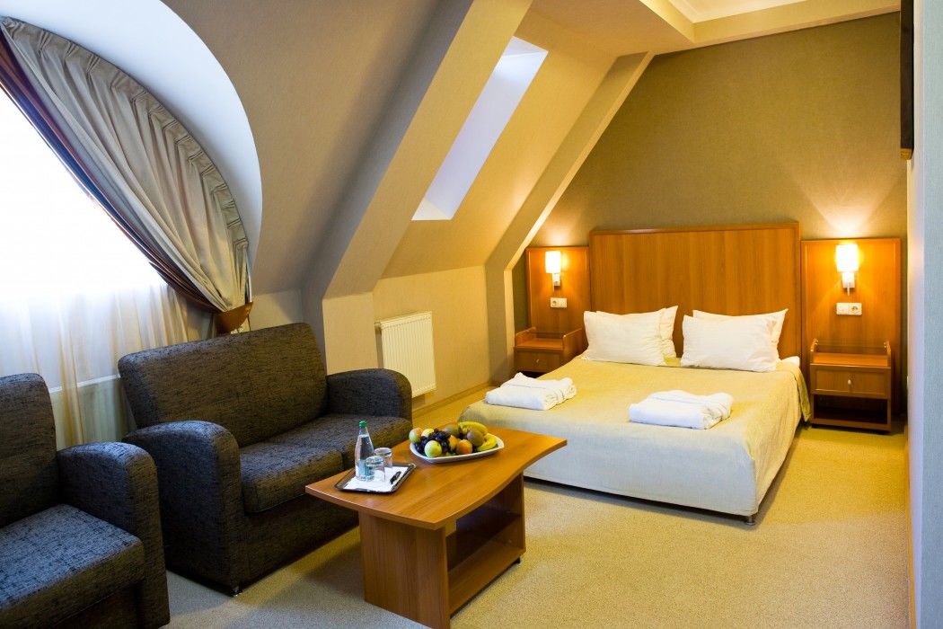 Hotel Praha Uzhhorod Exterior photo